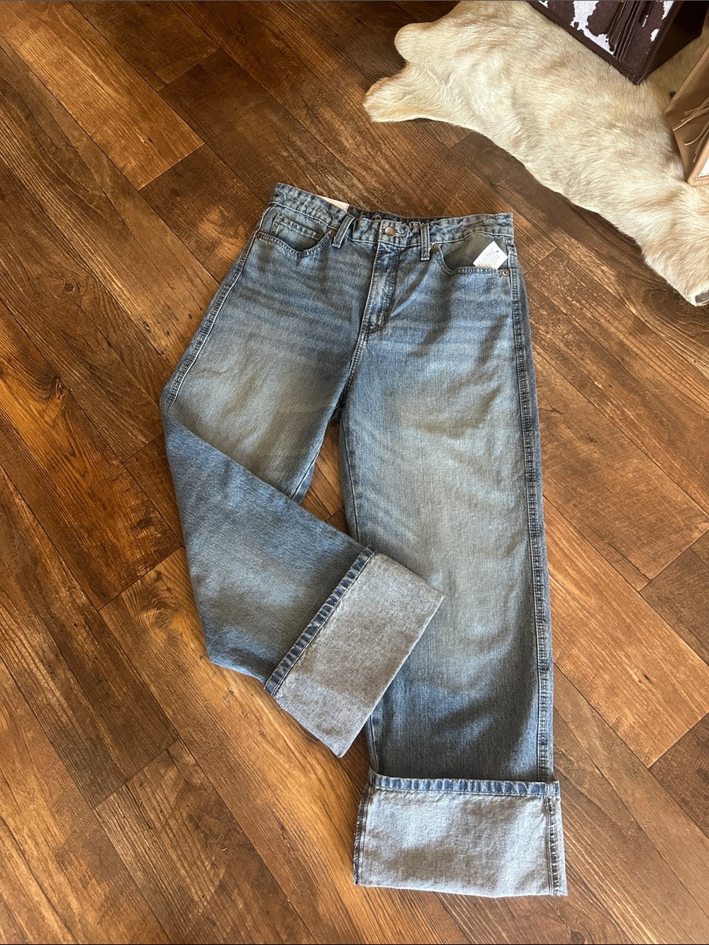 High-Rise Light Blue Straight-Leg Women's Jeans